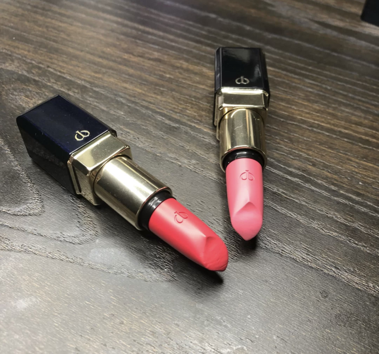 CPB口红成功“出圈”，大牌口红中质感顶尖，尤其103