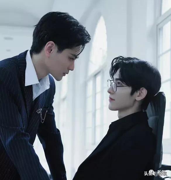 绝颜帅哥图片,绝帅二次元男生头像