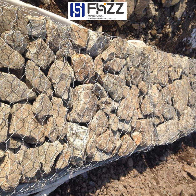 镀锌铁丝石笼网源头厂家,高速公路钢筋网片