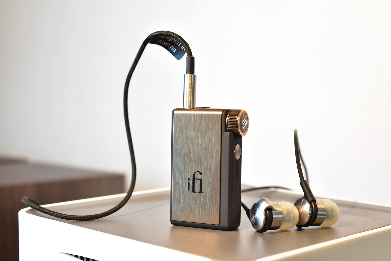 iFiGOBlu迷你蓝牙耳放评测，它有能力取代各种手机耳放线