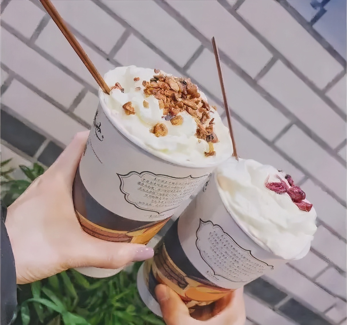 茶颜悦色武汉排队,武汉第一家茶颜悦色开业场面火爆