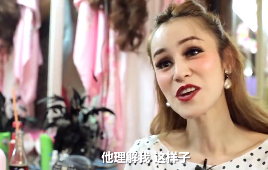 扒开「人妖」不为人知的一面，站街下海，都是心酸