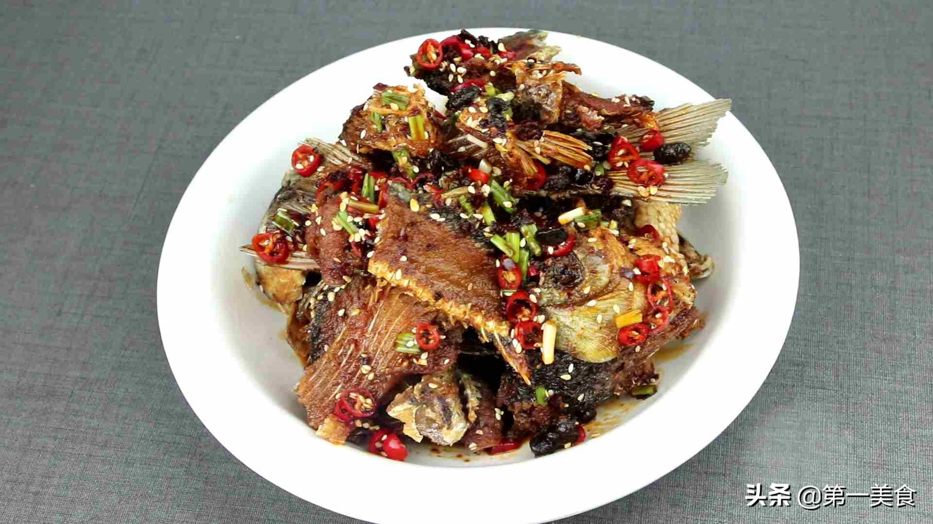 骨酥鱼怎样做鱼骨酥脆,正宗骨酥鱼做法视频