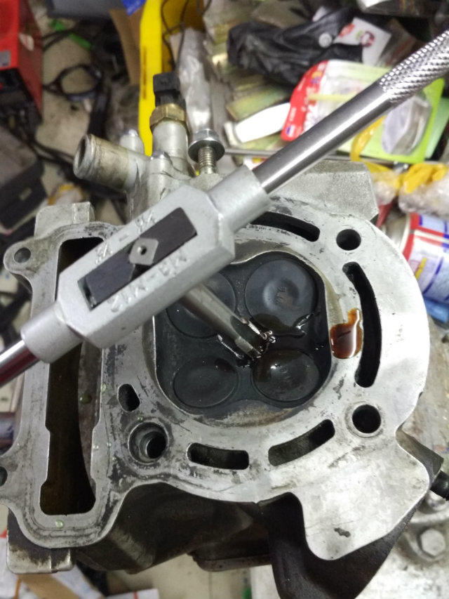 赛科龙250踏板19款rt3实测,赛科龙rt3智慧版250踏板摩托车