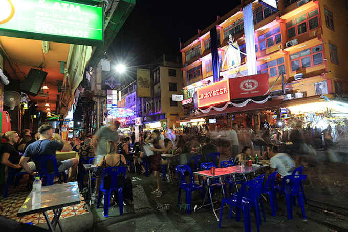 曼谷joddfairs夜市水果西施,曼谷滨河夜市和考山路夜市哪个好