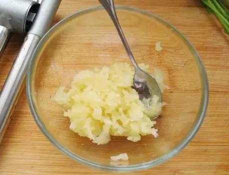 武汉热干面麻酱的调制,正宗武汉热干面麻酱的调制方法