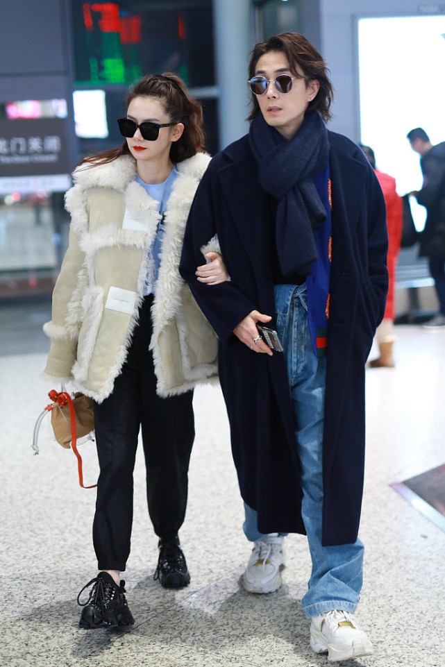 戚薇的穿搭接地气,戚薇和韩国老公