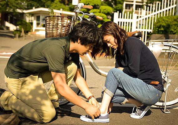 《昼颜》：一对不伦之恋，被拍的如此纯白无瑕