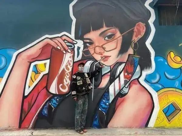 河南90后小伙返乡创业画画,80后农村小伙辞职在家画画