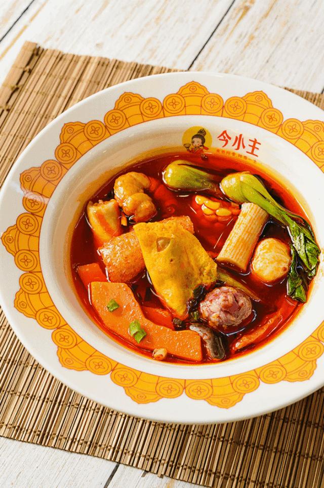 徐州四小美女代言的“干拌麻辣烫”，现请全城小主们来品鉴！