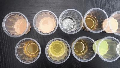 这20+款新饮品，我们喝出了打屁虫、清新剂、中药丸的味儿……