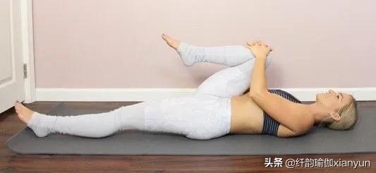 腰骶部疼痛瑜伽缓解,腰酸胀瑜伽该怎么练