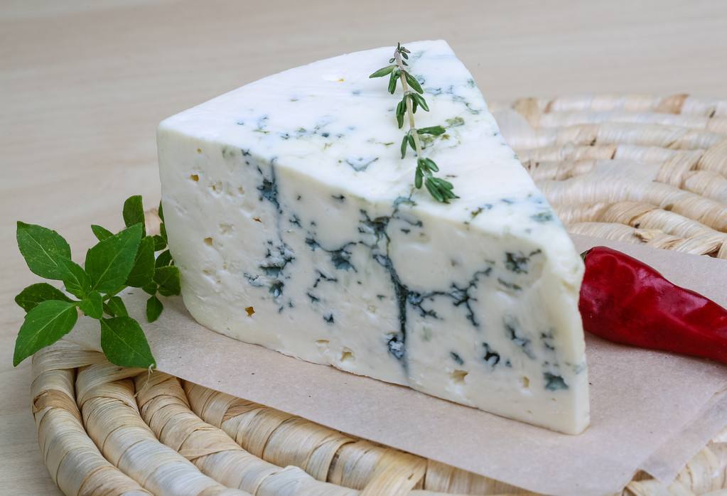 发霉的食物一定要扔掉吗,发霉的东西还是不要吃了吧