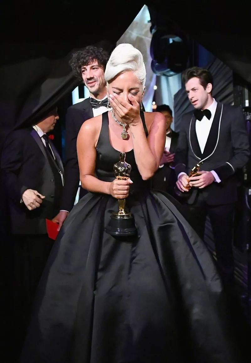 明明是去看奥斯卡,却被影片海报圈粉