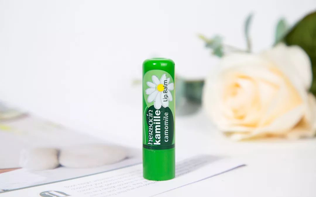 让你的嘴巴滋润一整个冬天,8款好用润唇膏