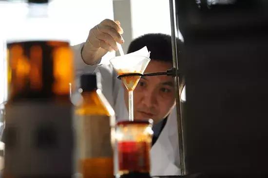 鐘姜瀚岀枒浜哄湴娌熸补鍕惧厬姣斾緥,鍦版矡娌圭姱缃珜鐤戜汉