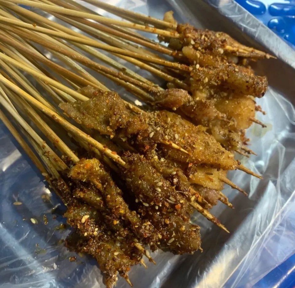 沈阳人有多爱吃鸡架,沈阳人为什么喜欢吃鸡架