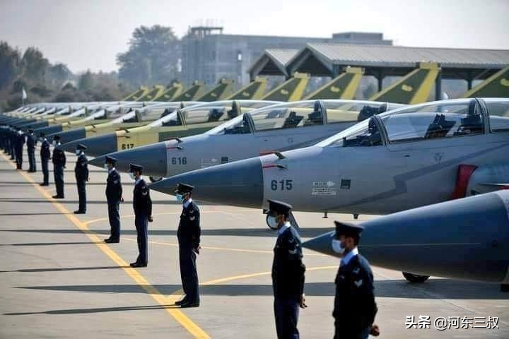 阿根廷购买jf-17枭龙战斗机,jf-17block3双座多用途战斗机