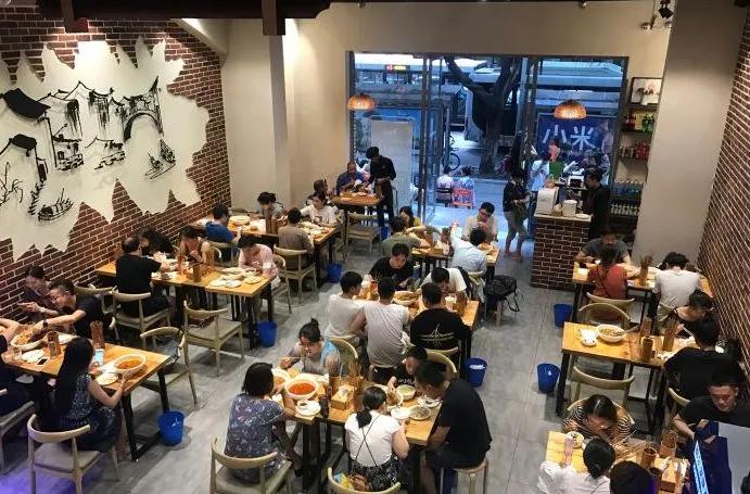 国内专坑游客的8条美食街,国内专坑游客的10条美食街