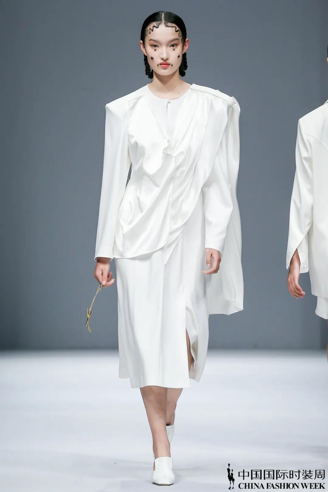 小众设计师秀场,时尚秀场精致的设计