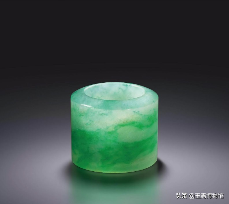 历史上最贵的三件玉扳指,最贵的扳指