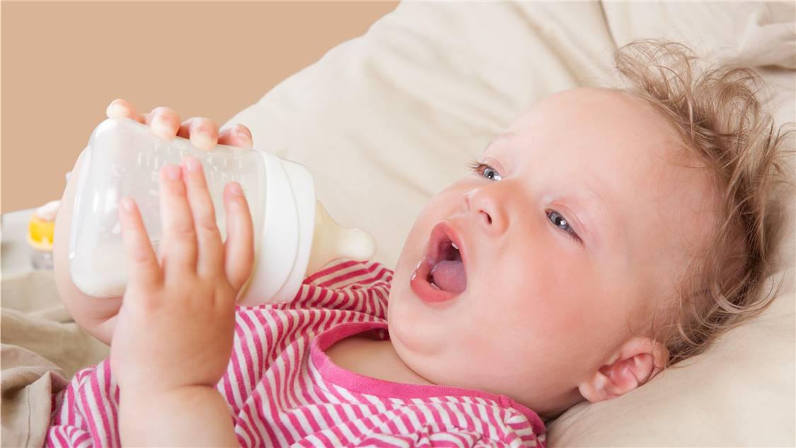 想要宝宝聪明怎么选奶粉,想要宝宝喝奶粉