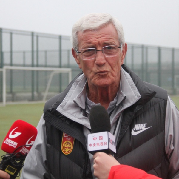 里皮刚走青少年足球就出事！小孩冲突家长互踹，国足还有希望吗？