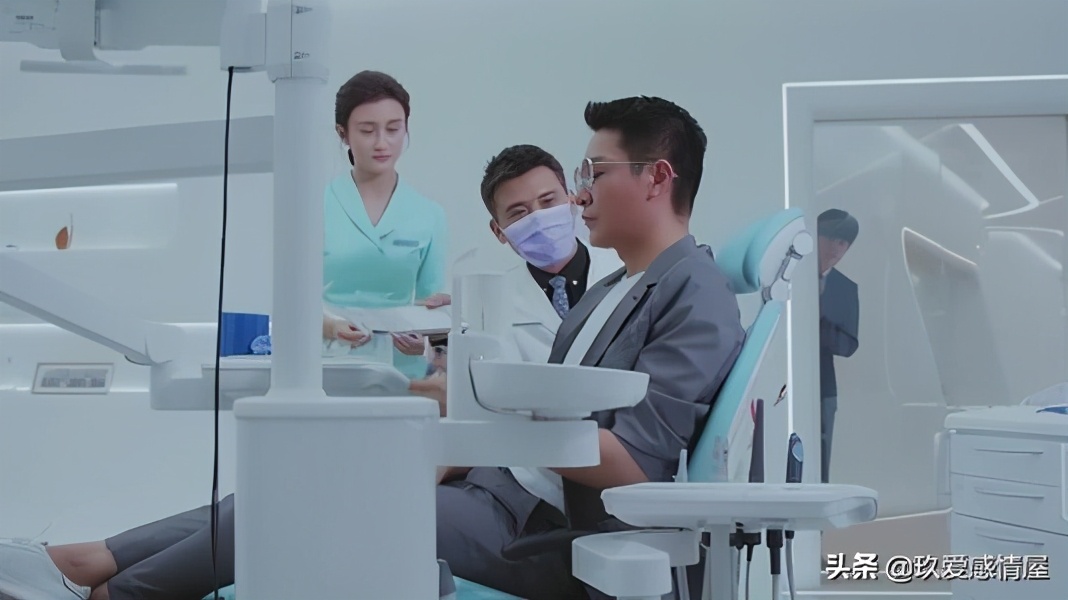 “只是网上玩，又没见面，不算出轨”男人不以为然，妻子怒提离婚