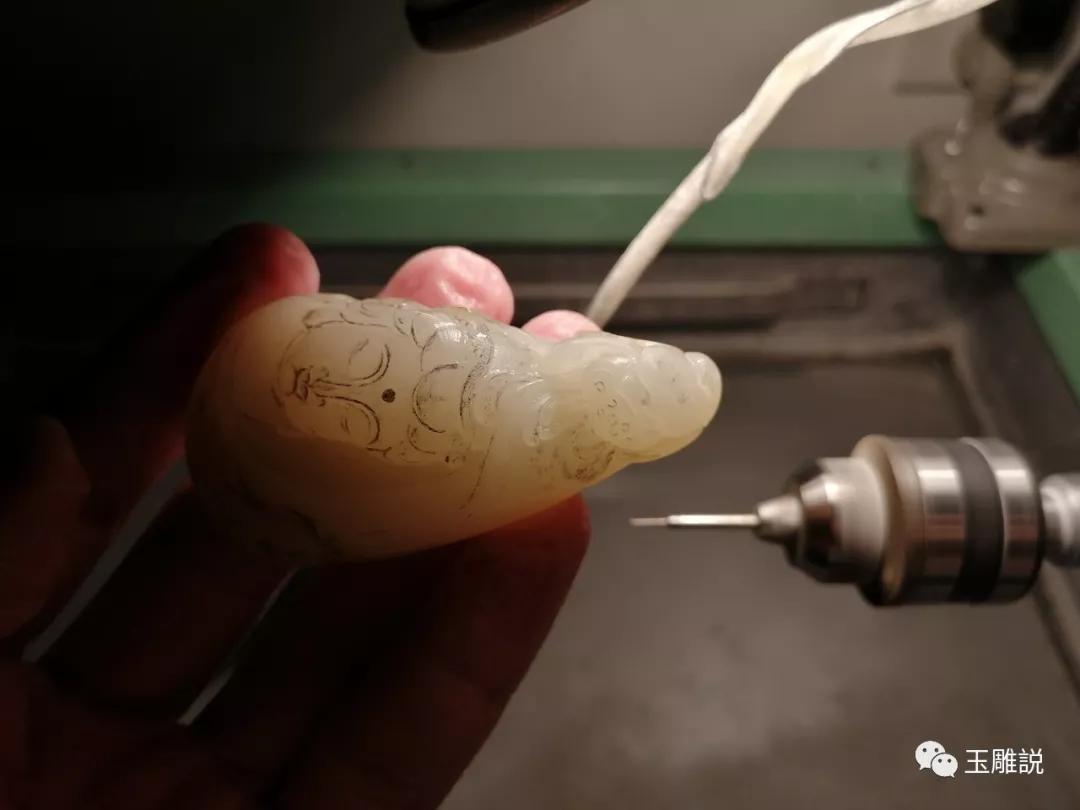 和田玉随形作品,和田玉随形是什么意思