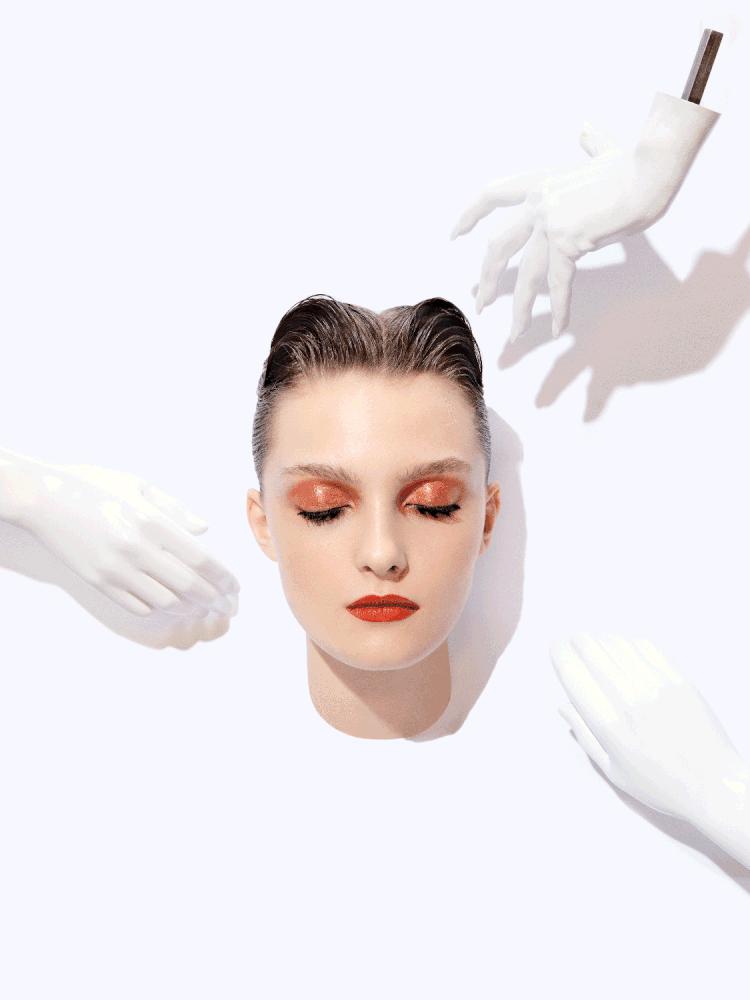 静物摄影师Julia，Upwork十七个月，赚十八万美金