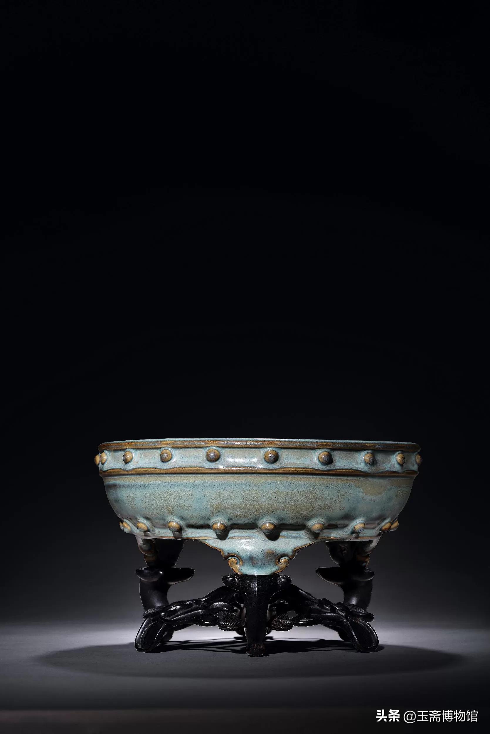 出窑万彩和钧窑有什么区别,入窑一色出窑万彩的紫砂壶