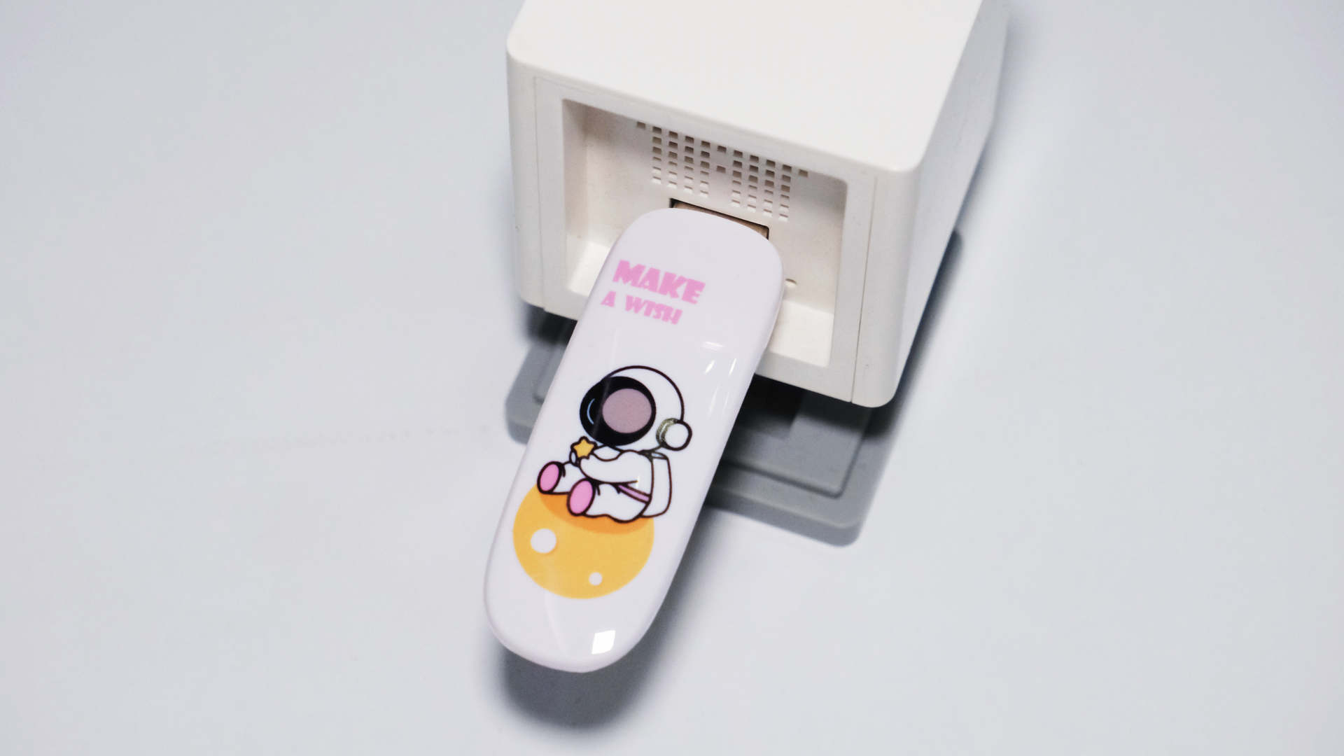 台电大白宇航员系列u盘怎么样,台电u盘实用评测