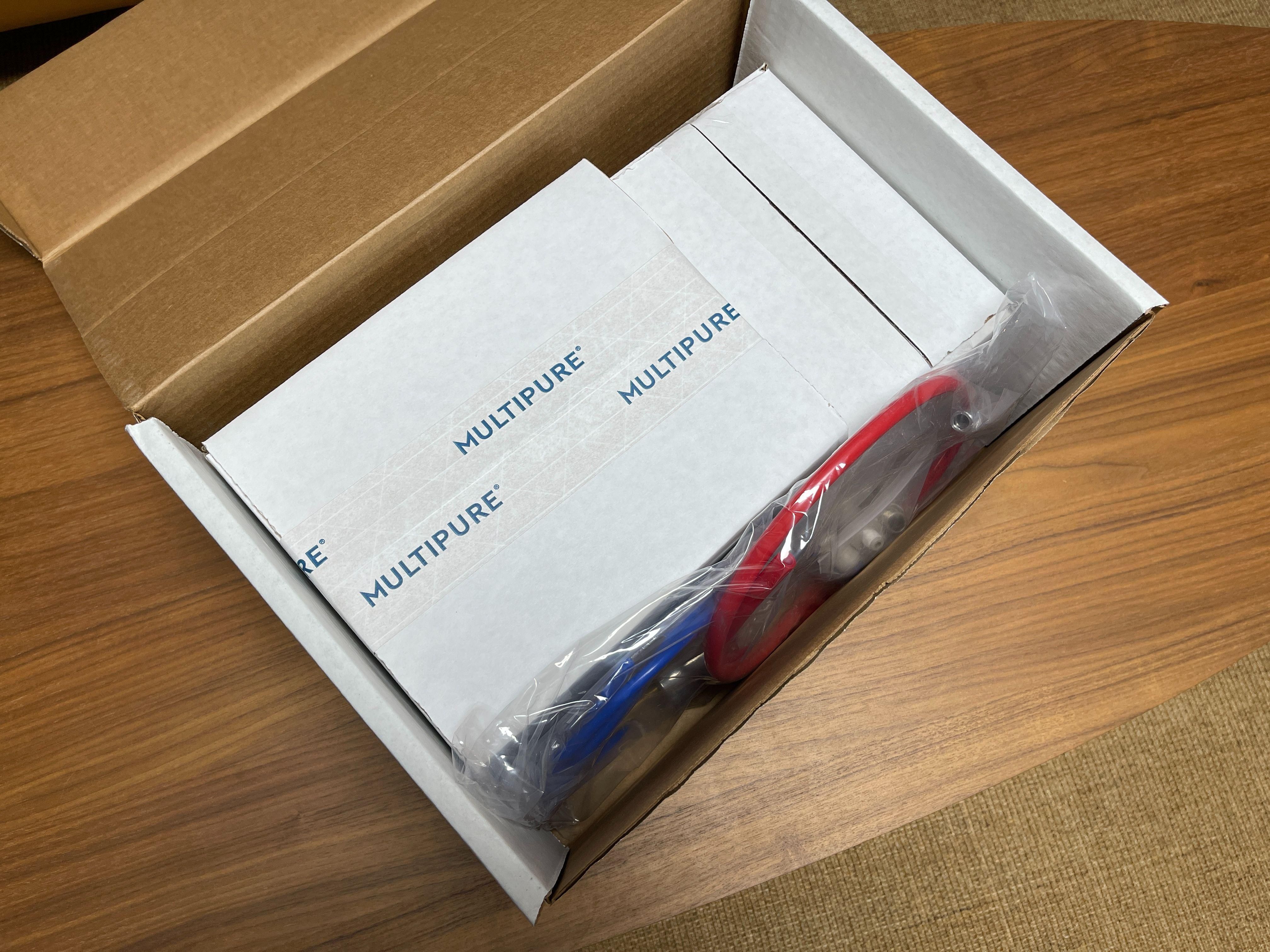 飞机上用的什么品牌的净水器,飞机上的净水器