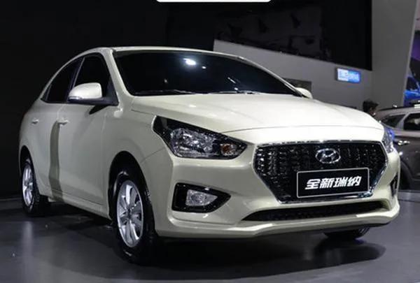 不要尊严了？现代瑞纳一口气跌至4万，外观油耗是亮点