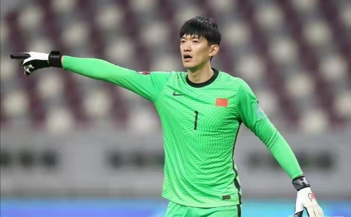 李铁归化天团新消息,国足归化球员李铁视频