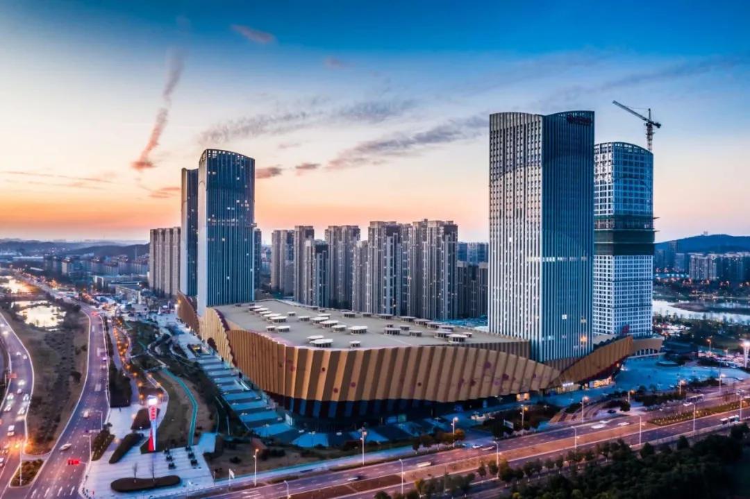 南京亮出年中答卷gdp同比增长22%,南京上半年gdp增速