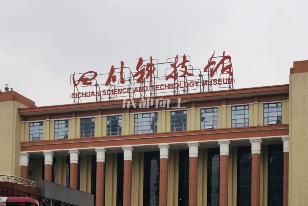 濡備綍鎶婃垚閮芥墦閫犳垚缃戠孩鍩庡競,鎬庢牱鎵嶅彲浠ヨ鎴愰兘鍙樻垚鍖椾含