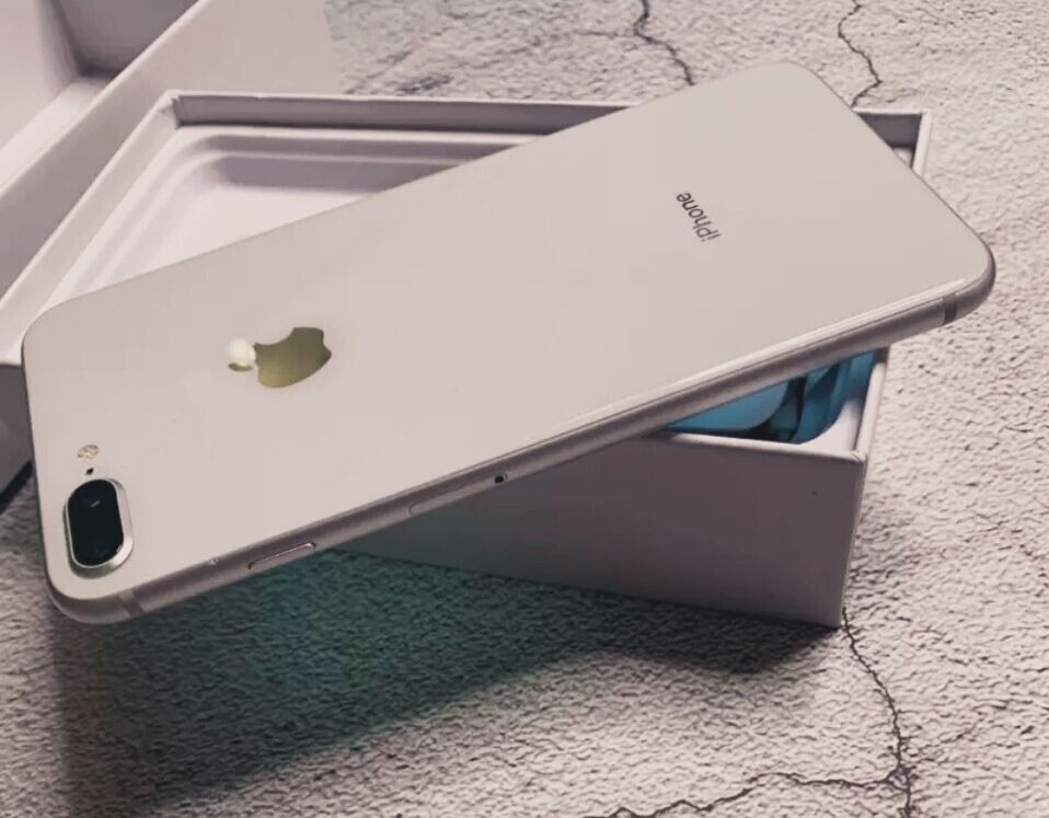 苹果8p刚发布时的现状,苹果8p停产再也买不到了吗