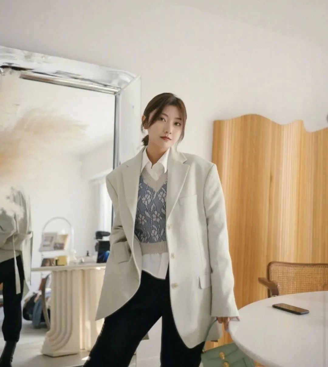 春夏穿的衣服搭配推荐,暖春春装怎么搭配好看