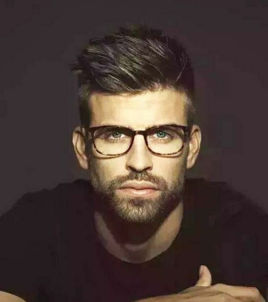 贝克汉姆大背头发型,足球明星图片贝克汉姆