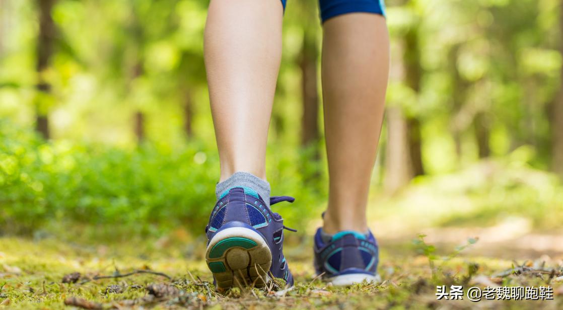 adidas银色鞋子和新百伦,adidas凉鞋和新百伦凉鞋