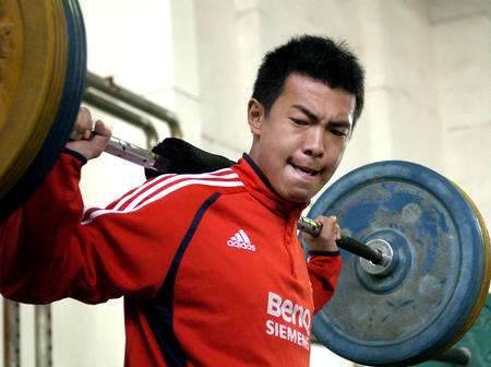 辽足徐亮个人资料,中国足球小将徐亮