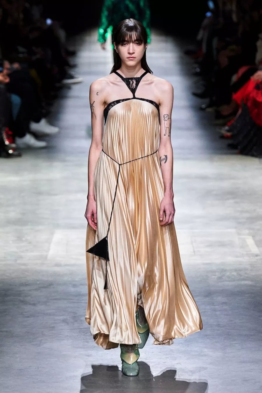 2019伦敦时装周时髦的冬天穿搭,2020年伦敦时装周视频