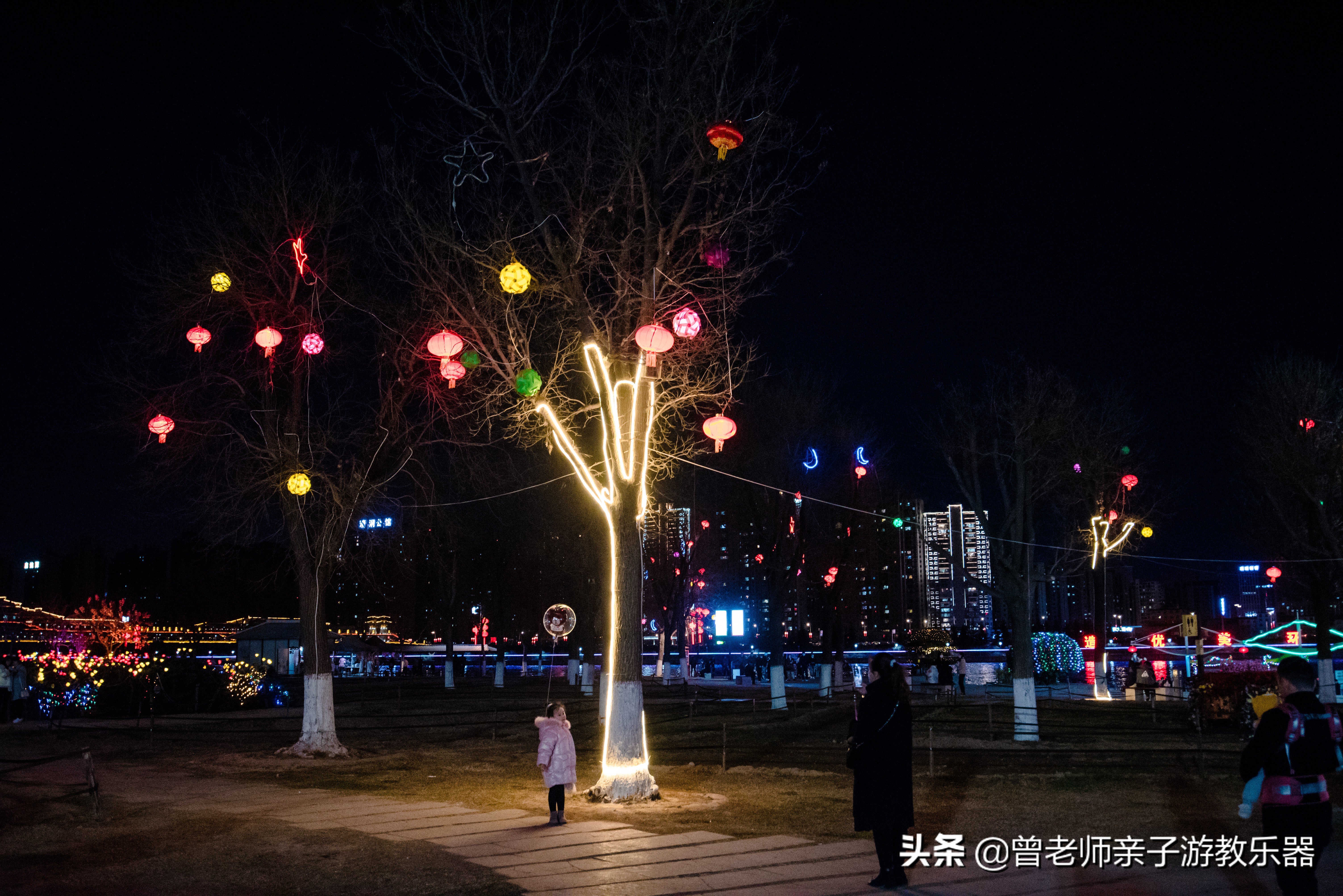 咸阳夜游游玩,西安咸阳湖景区