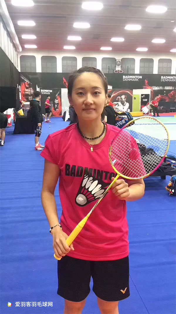 情人节这天,他送女神一把ZF2球拍后...附2.14拯救指南