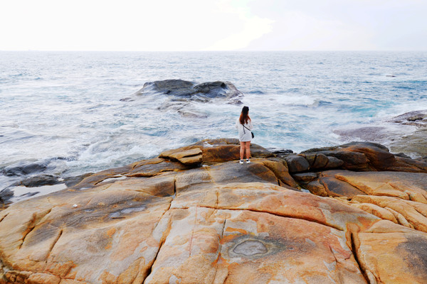 幸亏我来了再不来素材就没了,海南月亮湾的夜晚