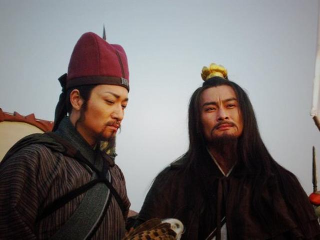 第一印象“识人”蛮准，有这2种眼神的人，敬而远之是上策