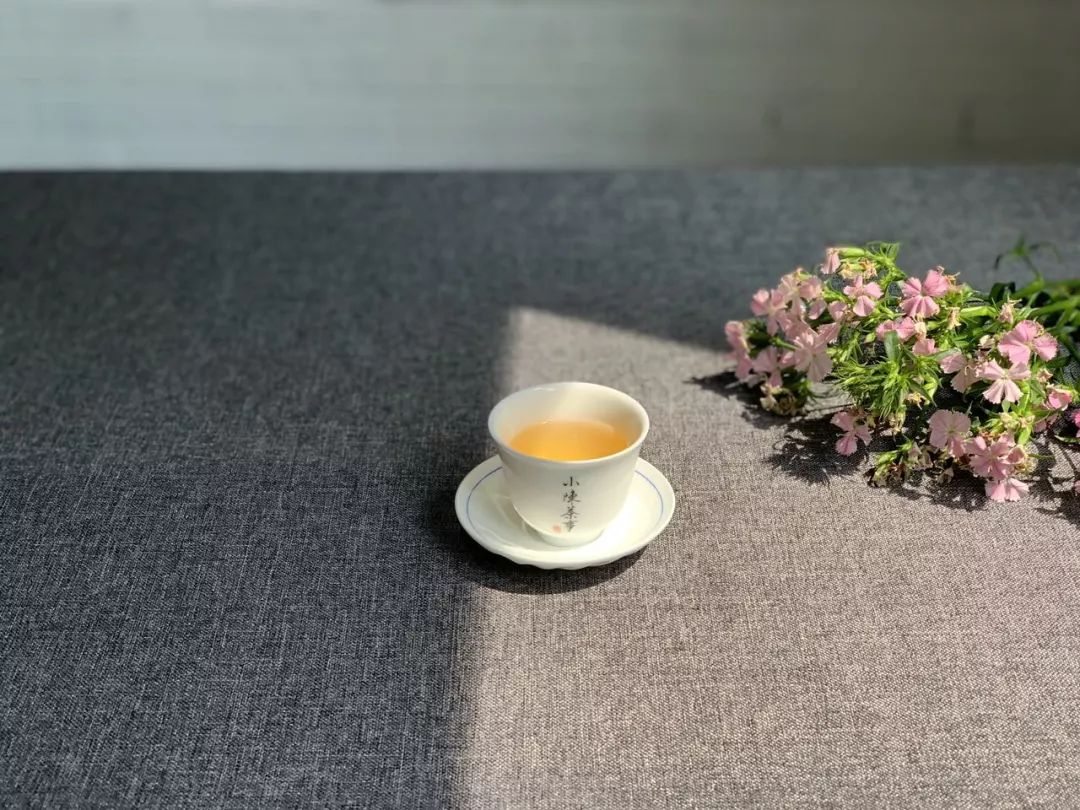 泡茶品茶鉴茶,品茶鉴茶的方法