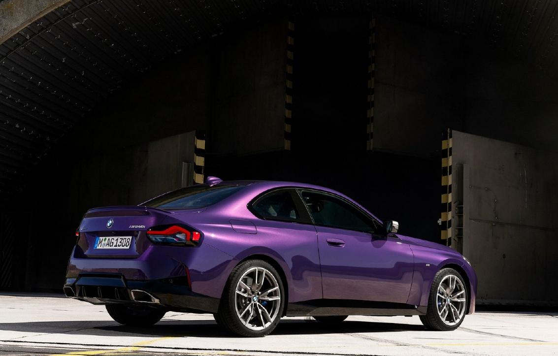 目前新款宝马3系值得买吗,比宝马3系更值得买的b级车