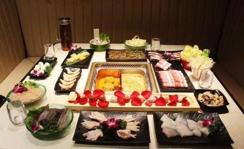 黄磊退出与孟非合开的公司,黄磊孟非火锅店现状